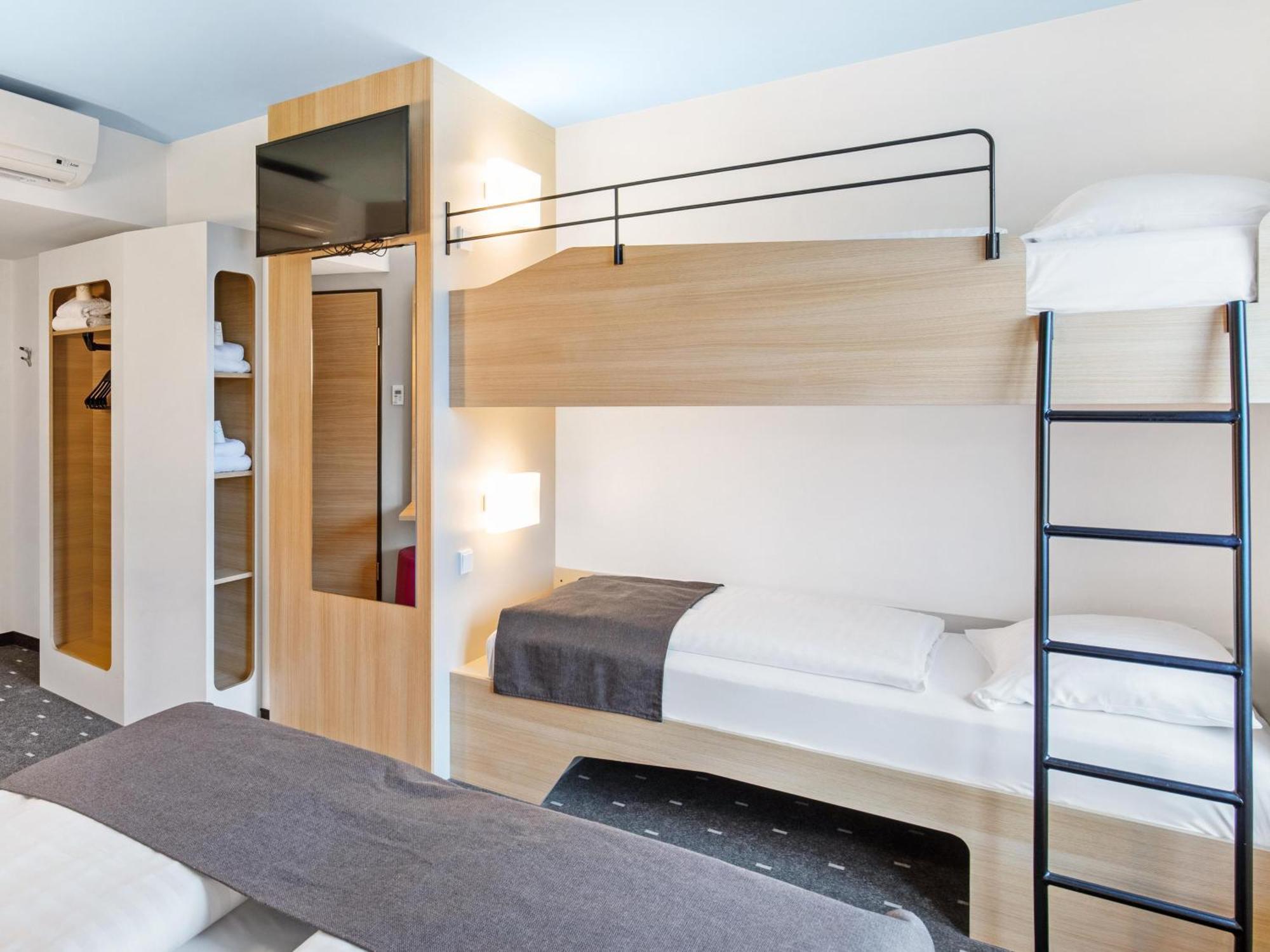 B&B Hotel Lueneburg Екстер'єр фото