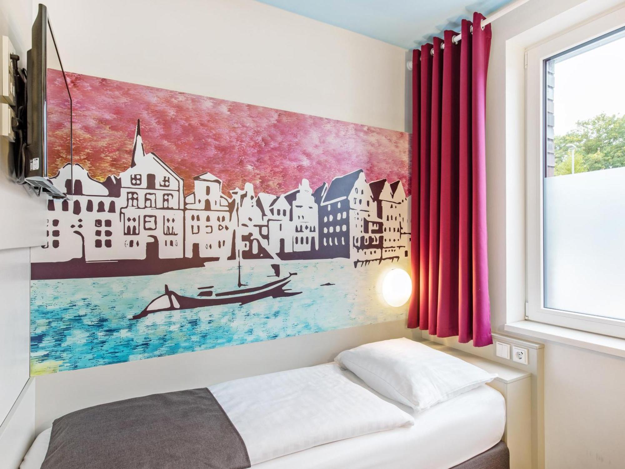 B&B Hotel Lueneburg Екстер'єр фото