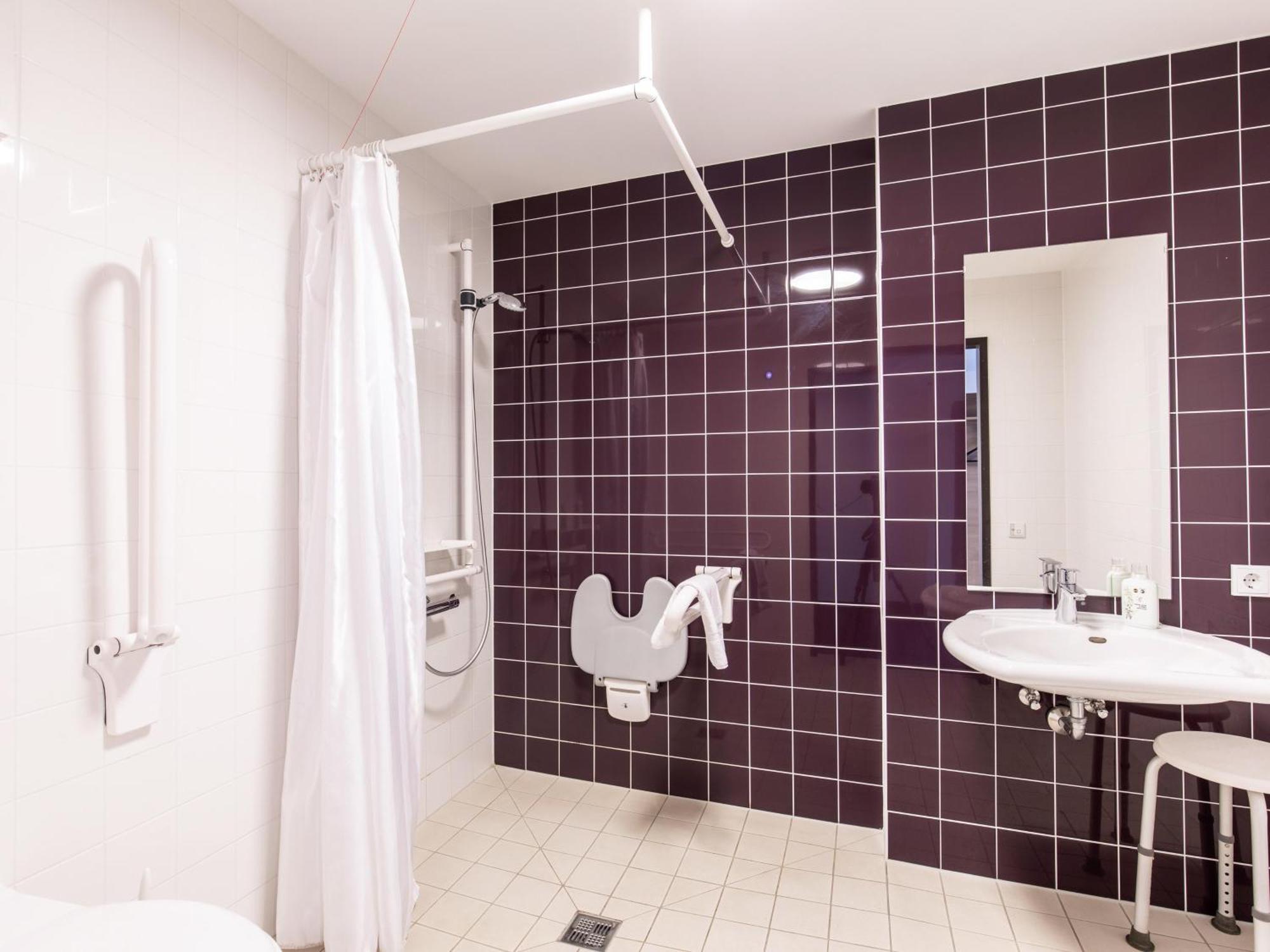 B&B Hotel Lueneburg Екстер'єр фото